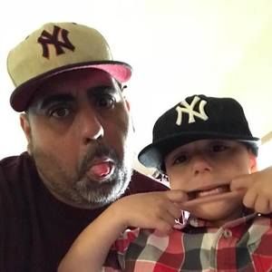 Meet your Posher, Luis